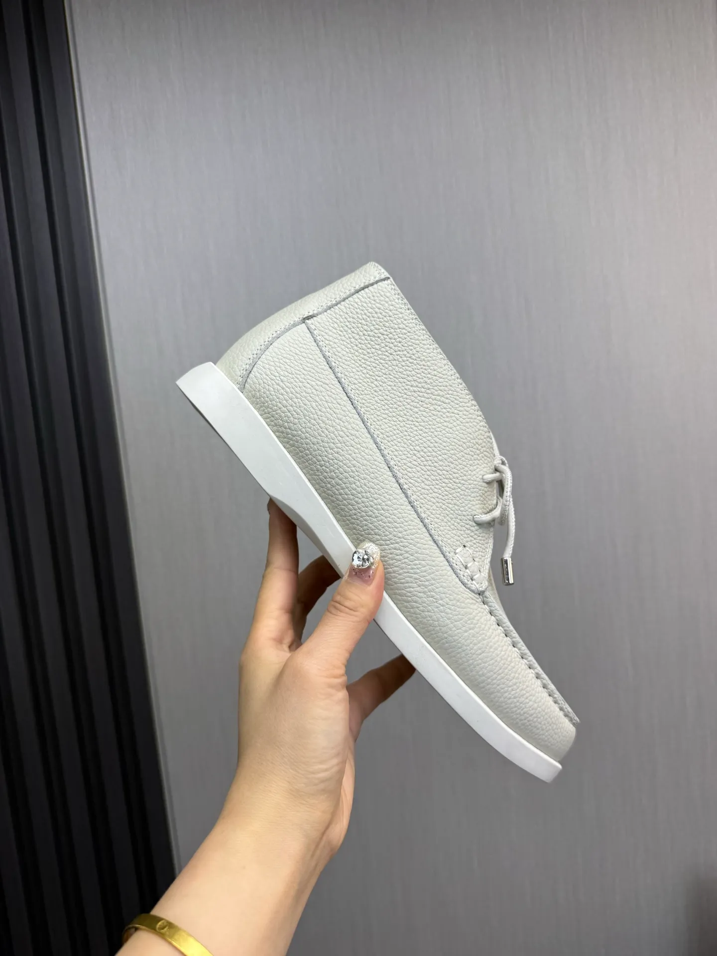 Factory price 620💰 [Dior] Men’s official website na hot sale🔥Imported cowhide + cowhide lining. Original rubber wear-resistant outsole. High quality shipment ⬆️Code number 38-44, (45 customized)